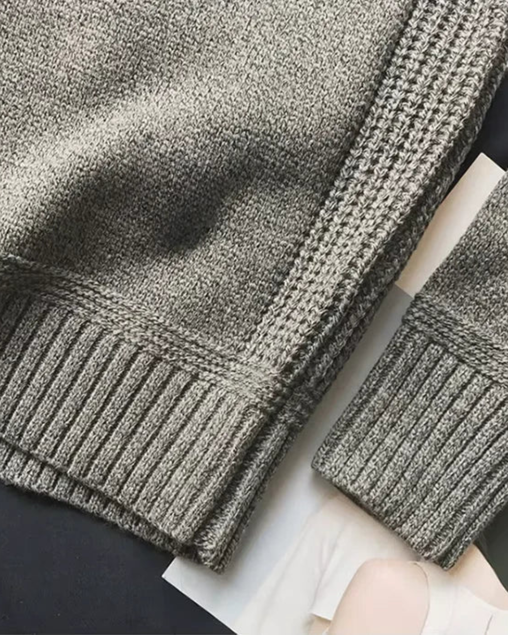 Asirem™ – Casual Men’s Sweater