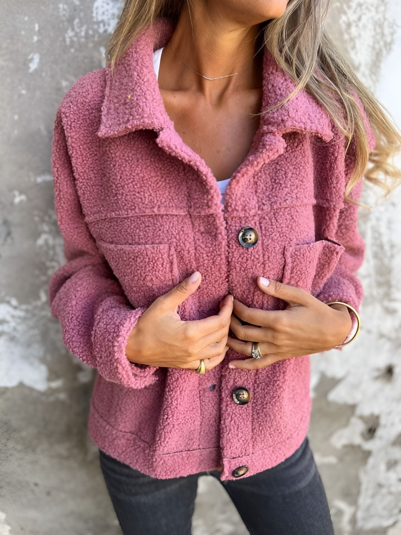 Asirem™ – Elegant and Warm Coat