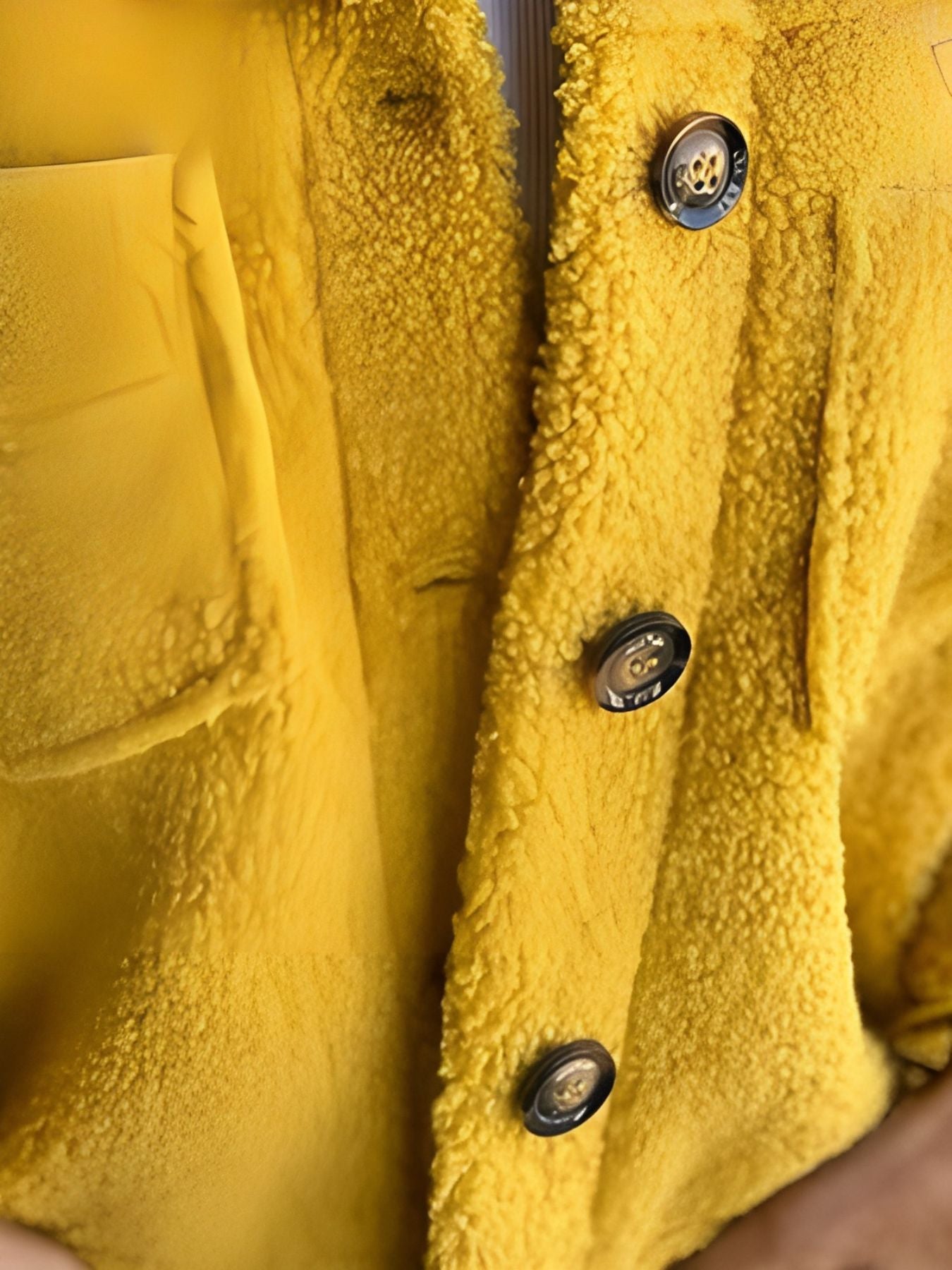 Asirem™ – Elegant and Warm Coat