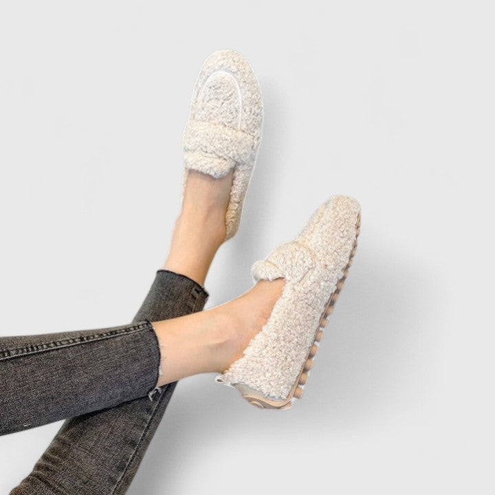 Asirem™ – Warm Slip-Ons with Elegant Design